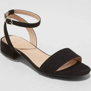 A New Day, black heel, 6 1/2